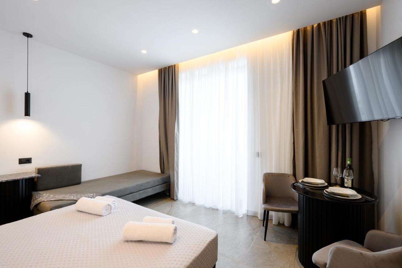 Ecoheaven Suites Amoudara Lasithiou エクステリア 写真