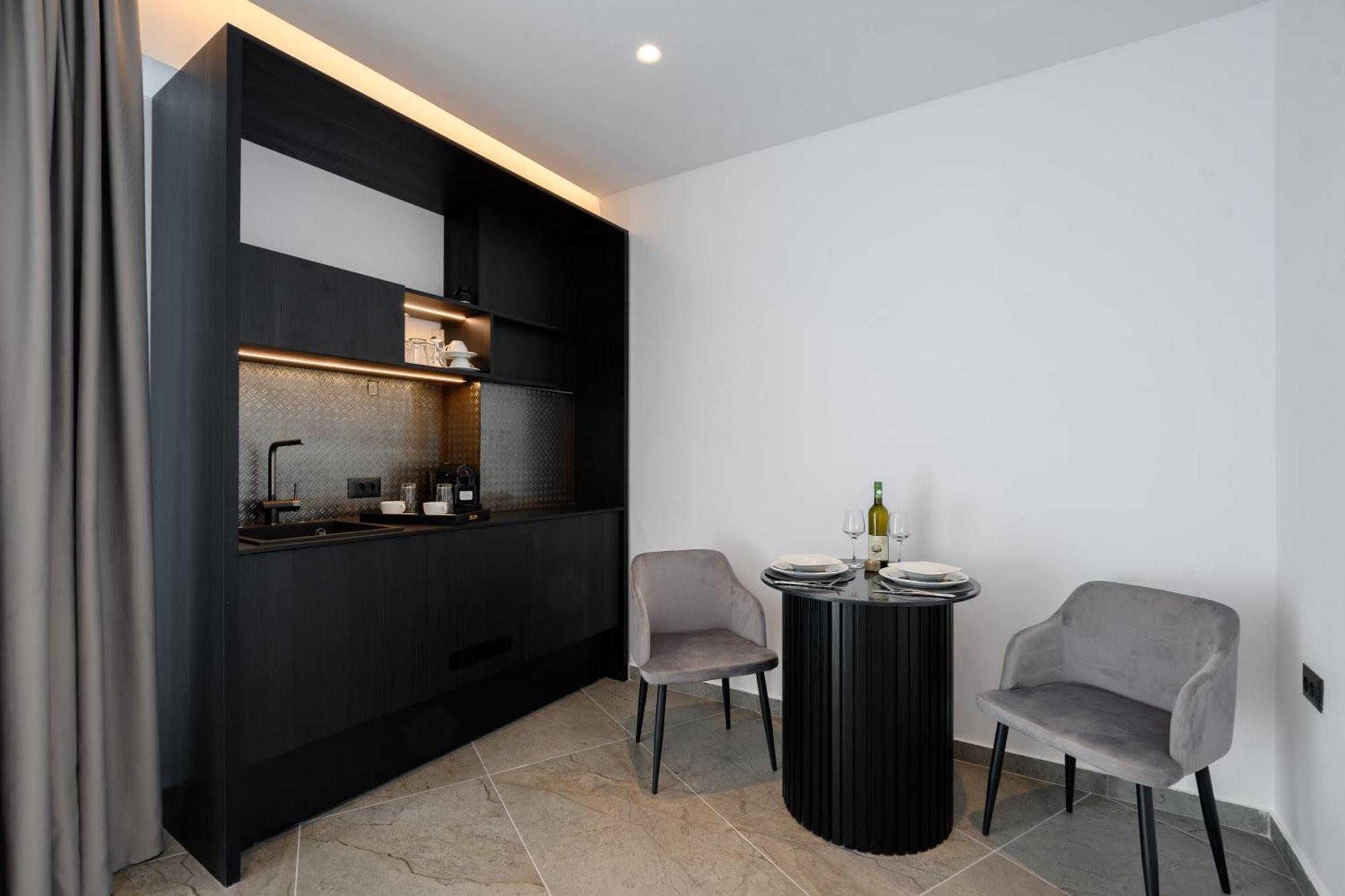 Ecoheaven Suites Amoudara Lasithiou エクステリア 写真