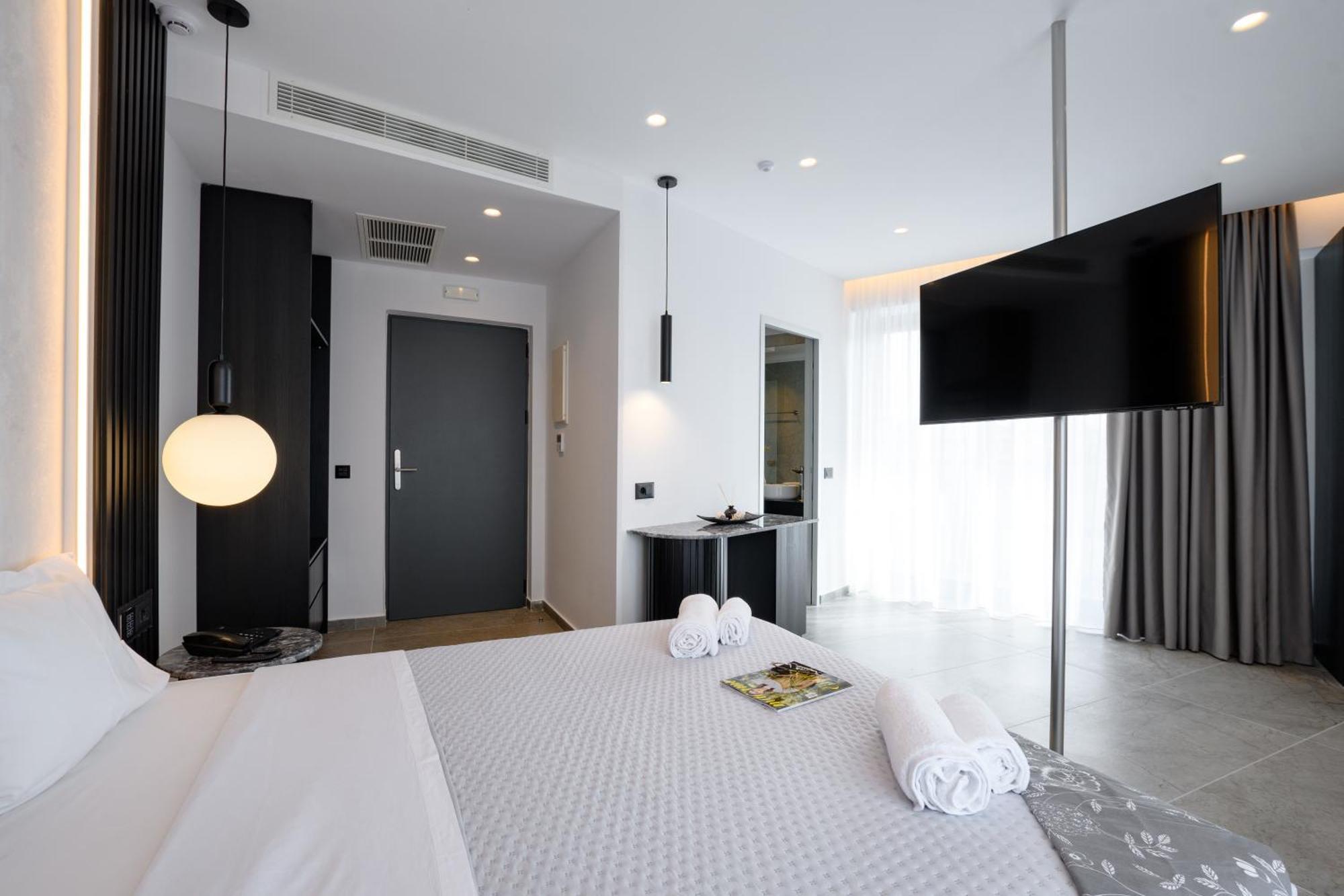 Ecoheaven Suites Amoudara Lasithiou エクステリア 写真