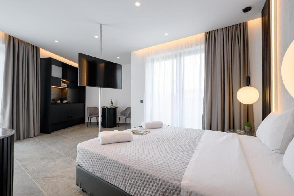 Ecoheaven Suites Amoudara Lasithiou エクステリア 写真